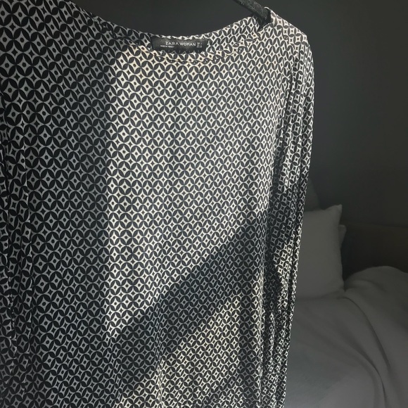 Top - Picture 3 of 4